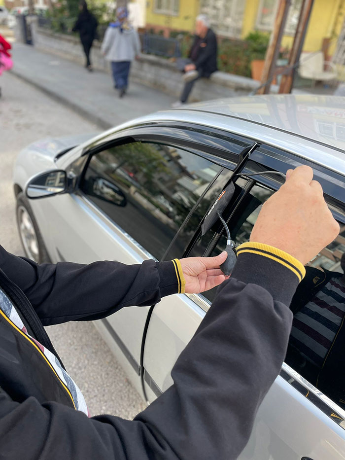 Sumbas Oto Kilitçisi